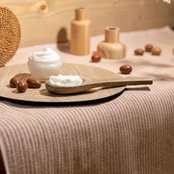 Background shea butter ultra rich cream